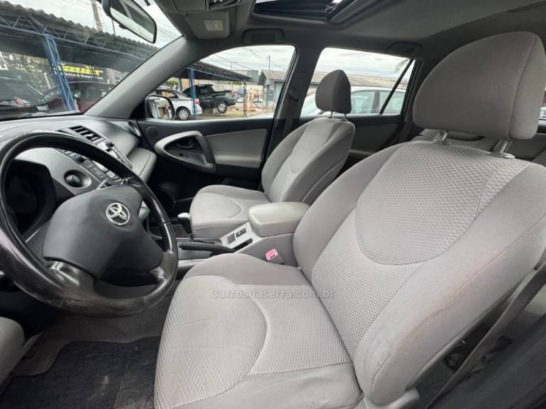 TOYOTA - RAV4 - 2008/2008 - Preta - R$ 46.900,00