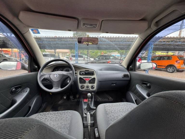 FIAT - SIENA - 2007/2008 - Vermelha - R$ 24.900,00