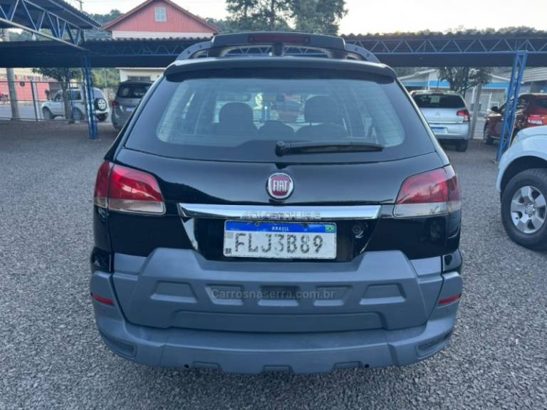 FIAT - PALIO - 2013/2014 - Preta - R$ 32.900,00