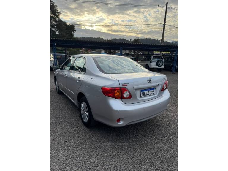 TOYOTA - COROLLA - 2009/2010 - Prata - R$ 57.900,00