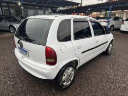 CHEVROLET - CORSA - 1996/1997 - Branca - R$ 12.900,00