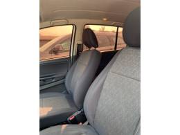 VOLKSWAGEN - FOX - 2012/2013 - Branca - R$ 38.900,00