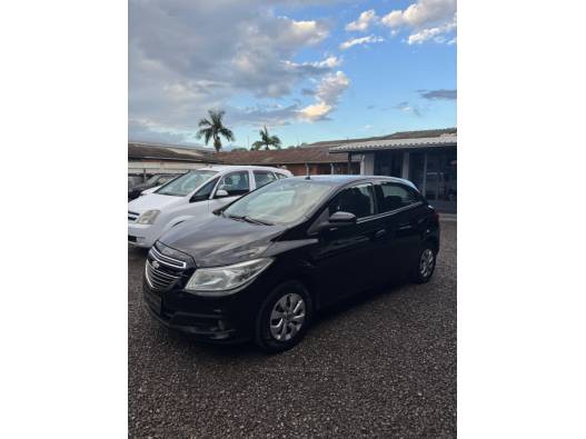 CHEVROLET - ONIX - 2013/2013 - Preta - R$ 44.900,00