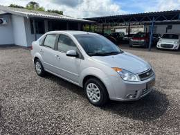 FORD - FIESTA - 2007/2008 - Prata - R$ 25.900,00