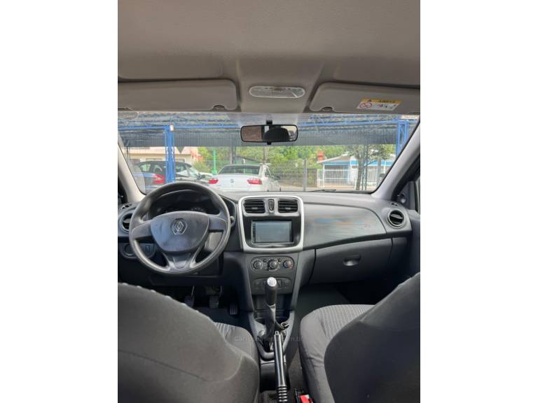 RENAULT - LOGAN - 2017/2018 - Preta - R$ 42.900,00
