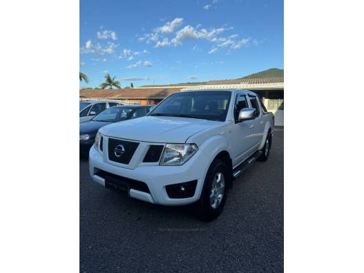 NISSAN - FRONTIER - 2015/2015 - Branca - R$ 104.900,00