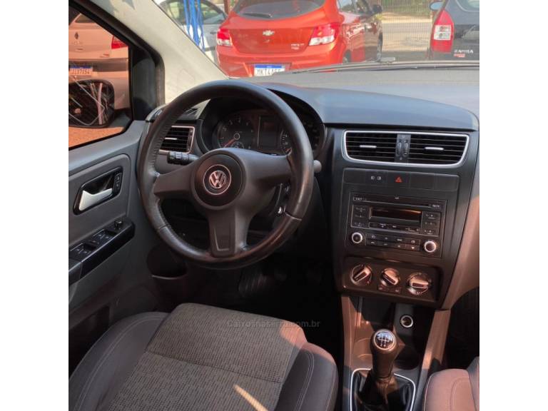 VOLKSWAGEN - FOX - 2012/2013 - Branca - R$ 38.900,00
