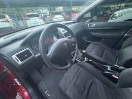 PEUGEOT - 307 - 2008/2009 - Vermelha - R$ 21.900,00
