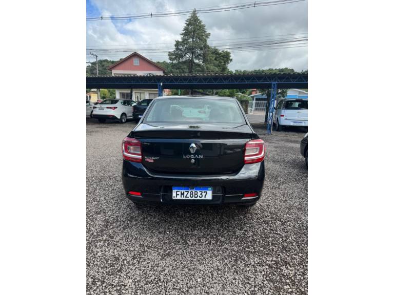 RENAULT - LOGAN - 2017/2018 - Preta - R$ 42.900,00