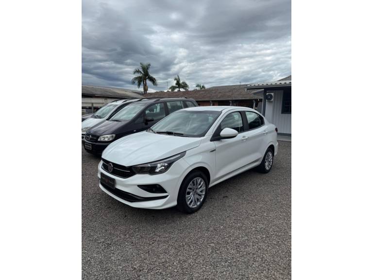 FIAT - CRONOS - 2018/2019 - Branca - R$ 64.900,00