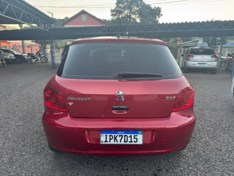 PEUGEOT - 307 - 2008/2009 - Vermelha - R$ 21.900,00