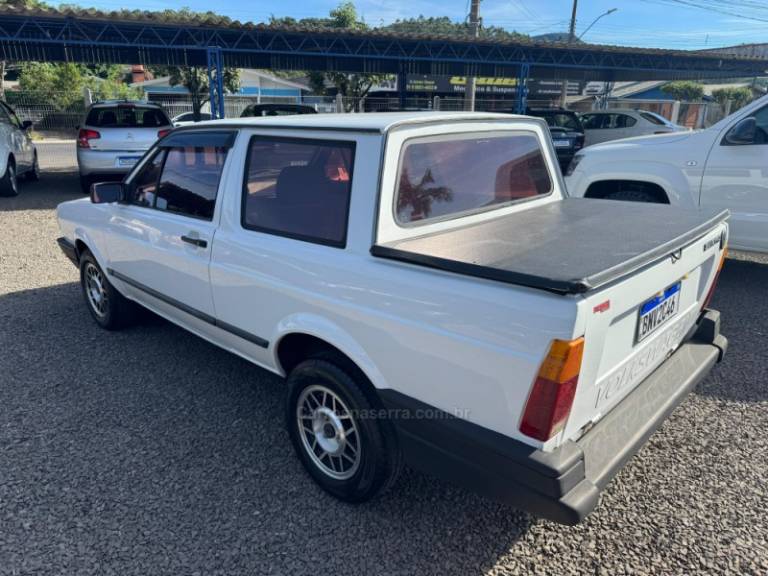 VOLKSWAGEN - SAVEIRO - 1984/1985 - Branca - R$ 32.900,00