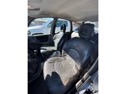 CITROËN - XSARA PICASSO - 2003/2004 - Prata - R$ 12.900,00