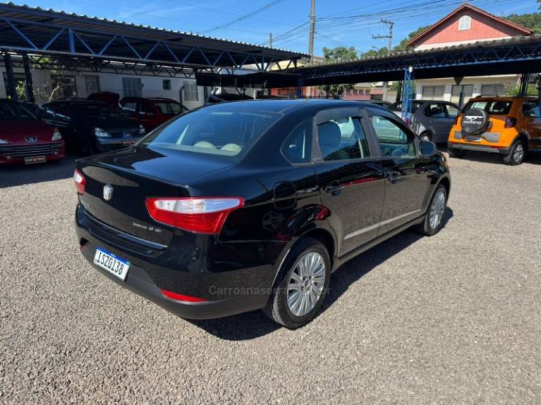 FIAT - SIENA - 2012/2013 - Preta - R$ 38.900,00