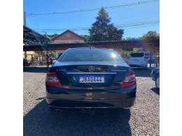 MERCEDES-BENZ - C 200 K - 2010/2010 - Preta - R$ 58.900,00