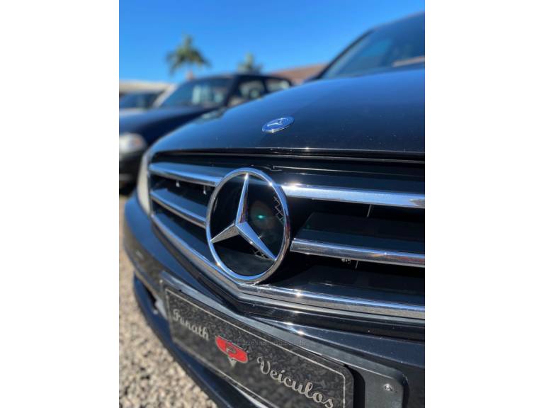 MERCEDES-BENZ - C 200 K - 2010/2010 - Preta - R$ 58.900,00