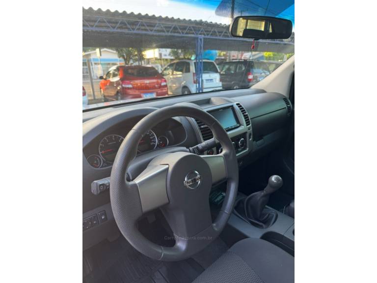 NISSAN - FRONTIER - 2015/2015 - Branca - R$ 104.900,00
