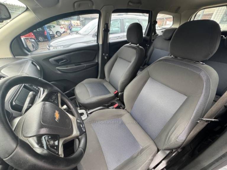 CHEVROLET - SPIN - 2018/2019 - Prata - R$ 65.900,00