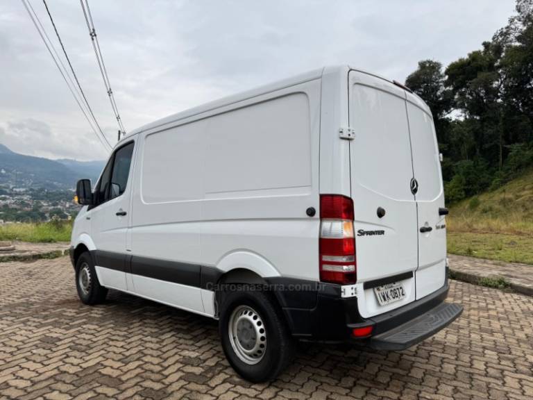 MERCEDES-BENZ - SPRINTER - 2014/2015 - Branca - R$ 126.900,00