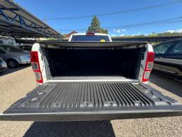 FORD - RANGER - 2018/2019 - Branca - R$ 156.900,00