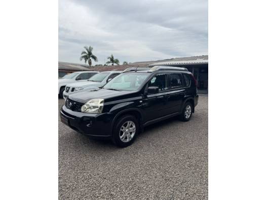 NISSAN - X-TRAIL - 2008/2009 - Preta - R$ 48.900,00