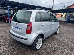 FIAT - IDEA - 2005/2006 - Branca - R$ 25.900,00