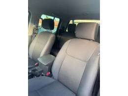 NISSAN - FRONTIER - 2015/2015 - Branca - R$ 104.900,00