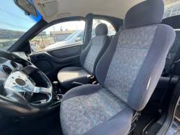 CHEVROLET - CELTA - 2002/2003 - Preta - R$ 13.900,00