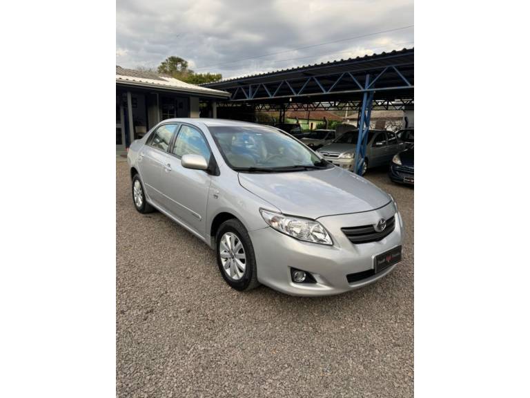 TOYOTA - COROLLA - 2009/2010 - Prata - R$ 57.900,00