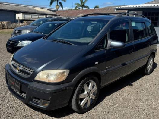CHEVROLET - ZAFIRA - 2007/2007 - Prata - R$ 15.900,00
