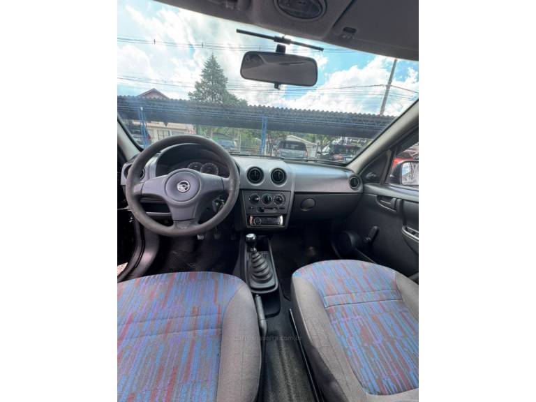 CHEVROLET - CELTA - 2007/2008 - Preta - R$ 21.900,00
