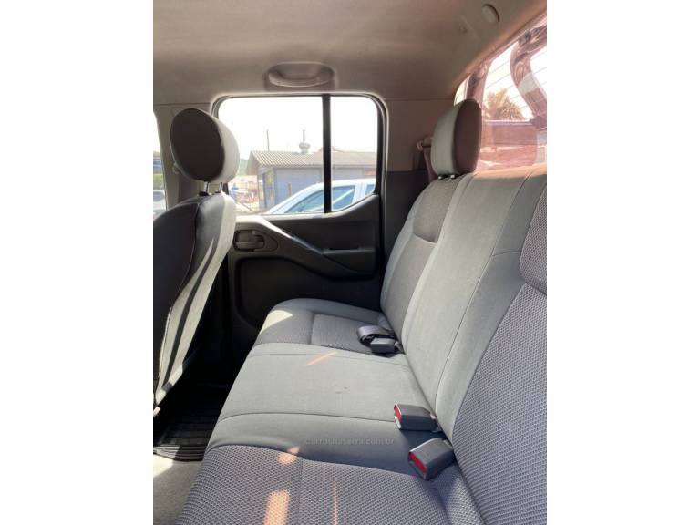 NISSAN - FRONTIER - 2009/2009 - Prata - R$ 72.900,00