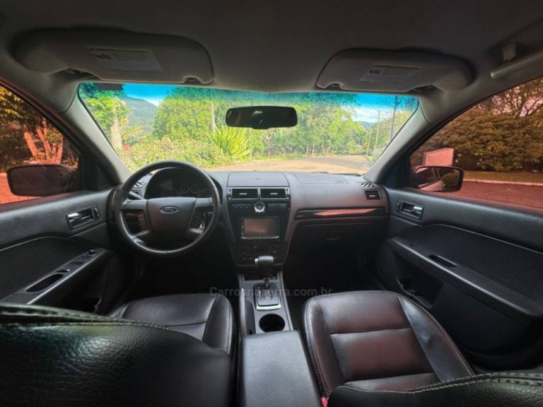 FORD - FUSION - 2006/2006 - Prata - R$ 28.900,00