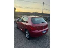 PEUGEOT - 307 - 2008/2009 - Vermelha - R$ 27.900,00