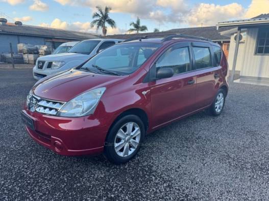 NISSAN - LIVINA - 2011/2012 - Vermelha - R$ 34.900,00