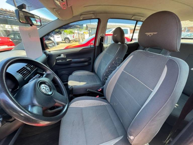 VOLKSWAGEN - CROSSFOX - 2007/2008 - Vermelha - R$ 34.900,00