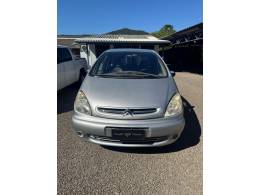 CITROËN - XSARA PICASSO - 2003/2004 - Prata - R$ 12.900,00