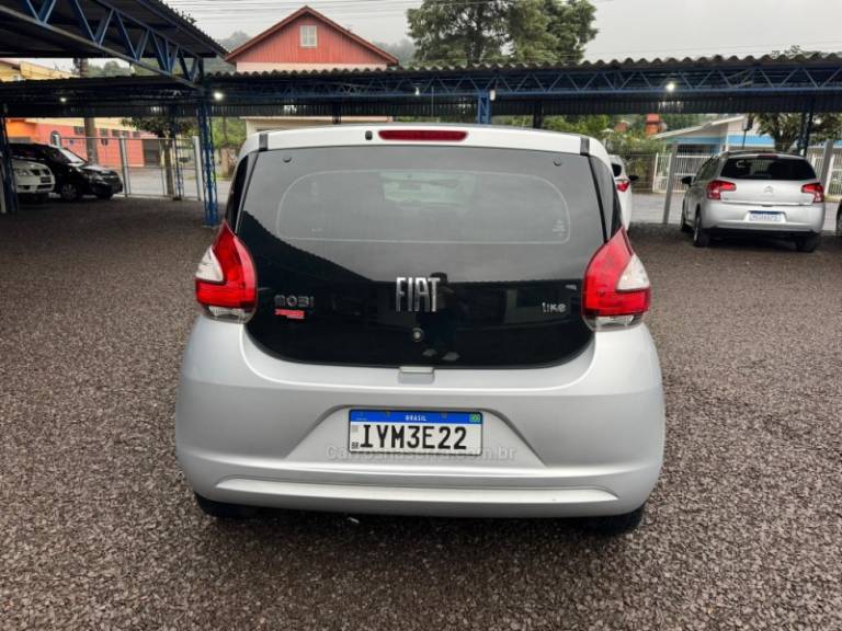 FIAT - MOBI - 2018/2018 - Prata - R$ 46.900,00