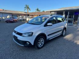 VOLKSWAGEN - SPACE CROSS - 2012/2013 - Branca - R$ 44.900,00