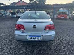 VOLKSWAGEN - BORA - 2010/2011 - Prata - R$ 48.900,00