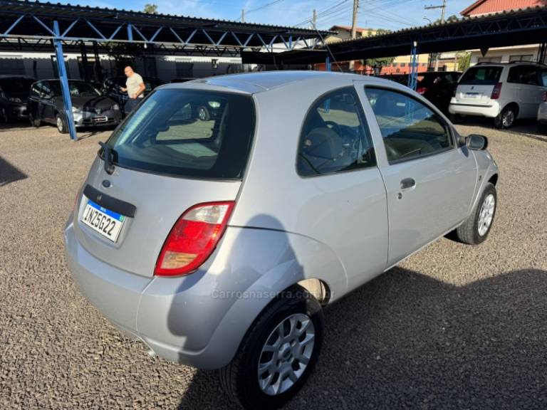 FORD - KA - 2007/2007 - Prata - R$ 15.900,00