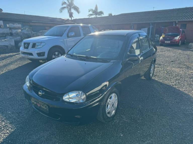 CHEVROLET - CLASSIC - 2008/2008 - Preta - R$ 21.900,00