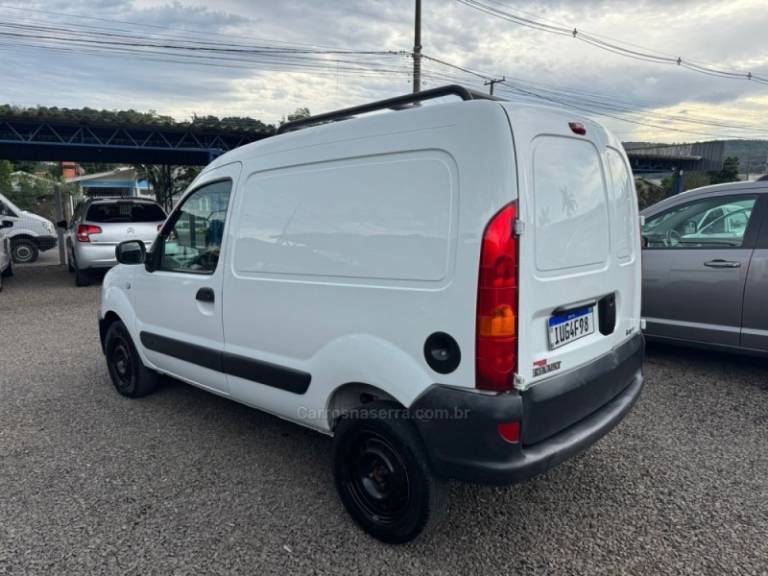 RENAULT - KANGOO - 2012/2013 - Branca - R$ 36.900,00