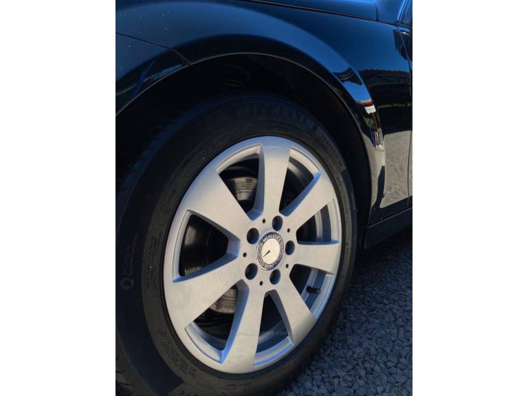 MERCEDES-BENZ - C 200 K - 2010/2010 - Preta - R$ 58.900,00