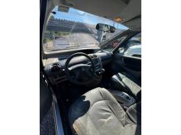 CITROËN - XSARA PICASSO - 2003/2004 - Prata - R$ 12.900,00