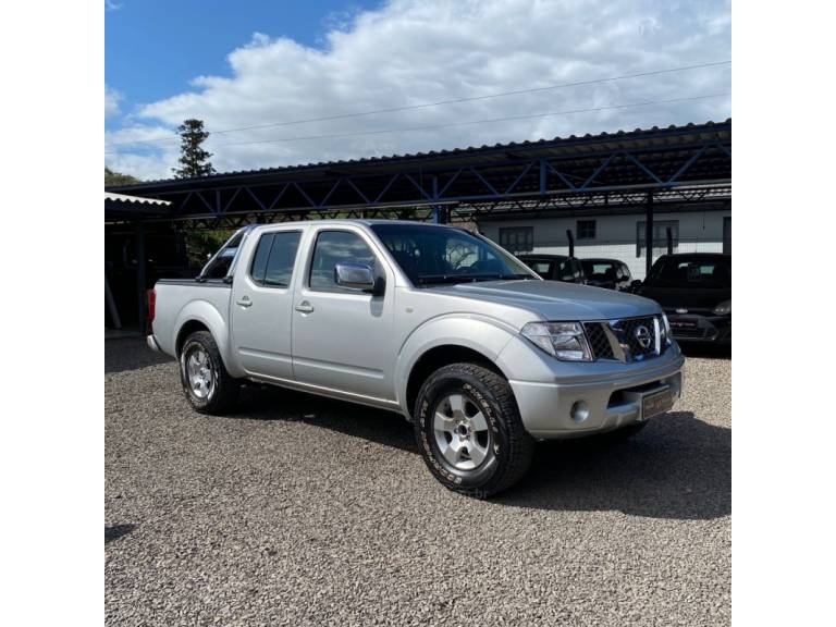 NISSAN - FRONTIER - 2009/2009 - Prata - R$ 72.900,00