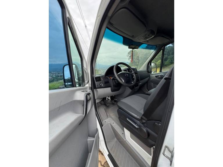 MERCEDES-BENZ - SPRINTER - 2014/2015 - Branca - R$ 126.900,00