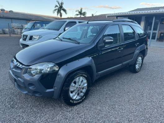 FIAT - PALIO - 2013/2014 - Preta - R$ 32.900,00