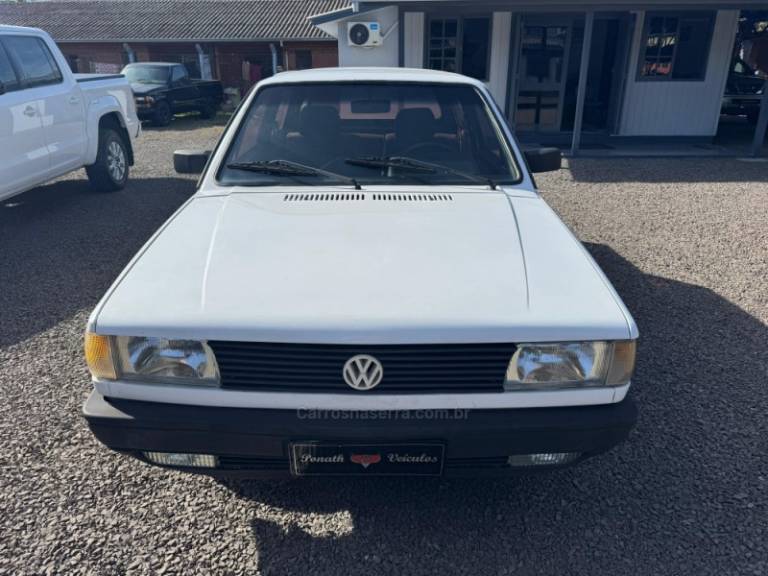 VOLKSWAGEN - SAVEIRO - 1984/1985 - Branca - R$ 32.900,00