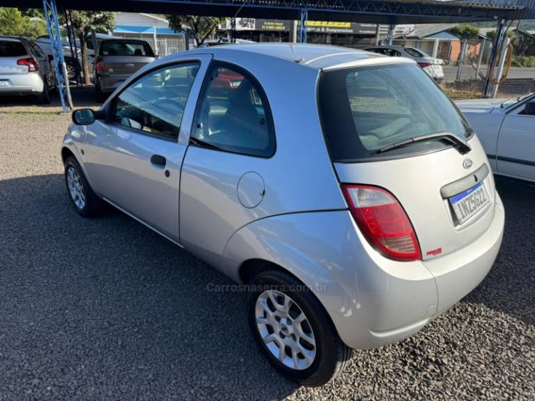 FORD - KA - 2007/2007 - Prata - R$ 15.900,00